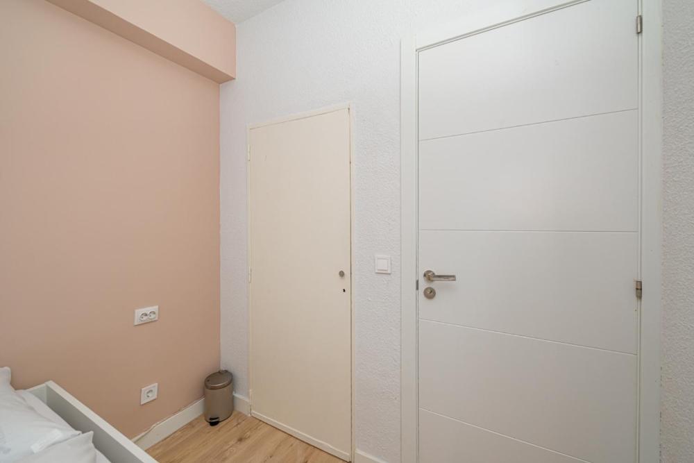 Madrid Rio Rooms Экстерьер фото