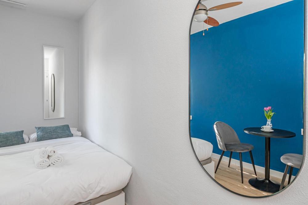 Madrid Rio Rooms Экстерьер фото